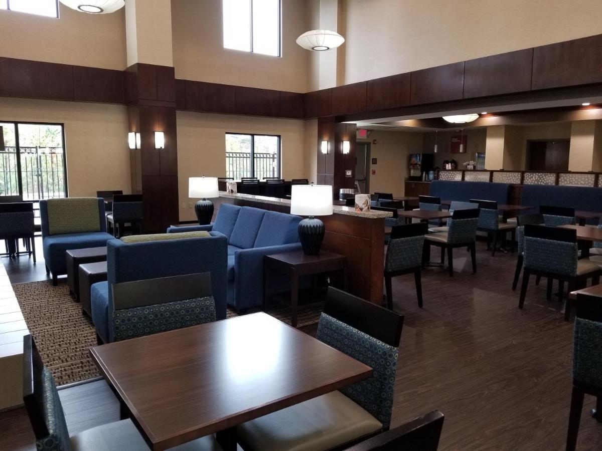 Comfort Suites Little Rock West Ngoại thất bức ảnh